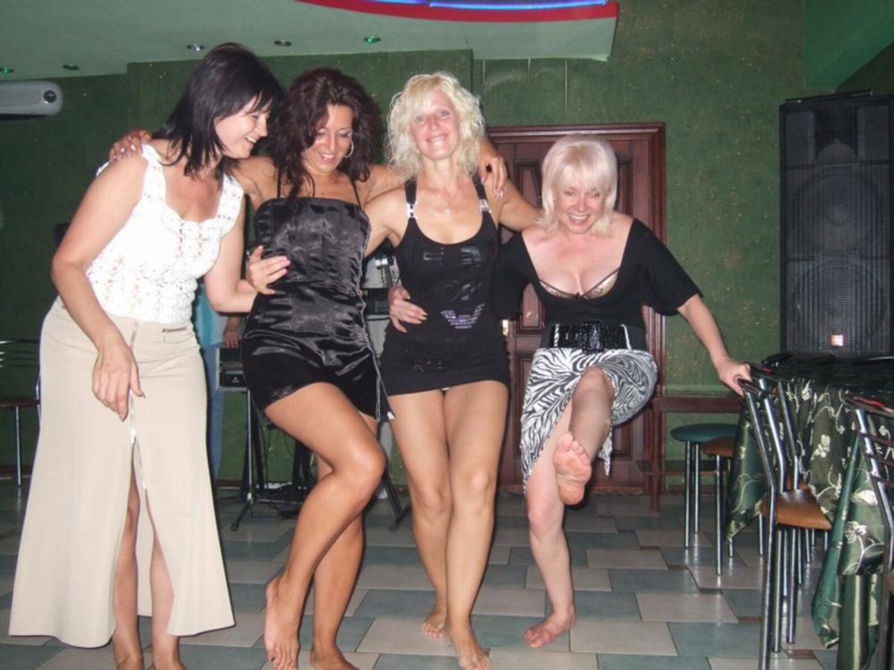 Зрелые пьяные женщины фото
