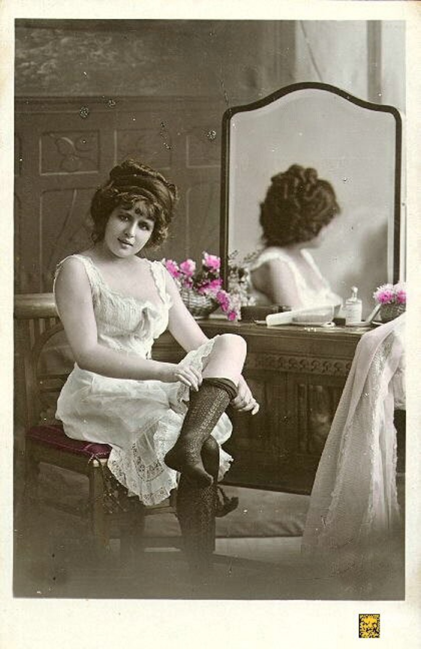 Vintage Nude 1800S Women