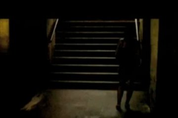 Привязанную девушку жестоко трахали