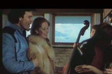 Выебал милую сучку прямо на улице