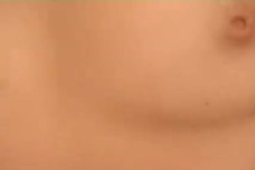 Быстро раздел подружку и оприходовал ее