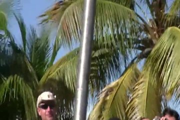 Толстушки никто не ожидал на сцене