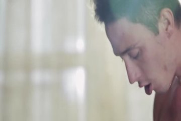 Поливать спермой с высоты очень приятно