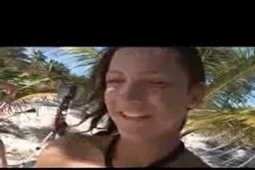 Как малышки могут отдыхать на пляже