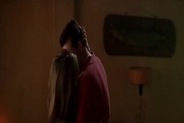 Мужчина оказывается лишним среди девушек