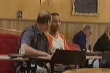 Кому-то из груди молоко подливают