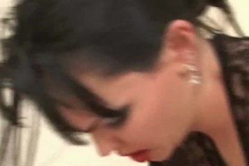 Сосушка демонстрирует своё мастерство