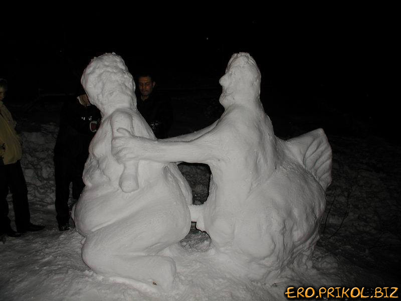 Nude Snowman